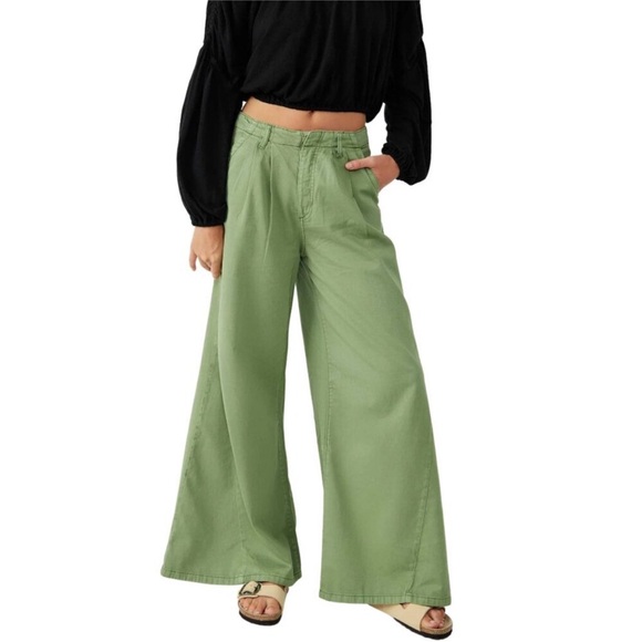 NWT Free People Light As Spring Wide Leg Trousers. Size:2. Excellent condition - Picture 2 of 15